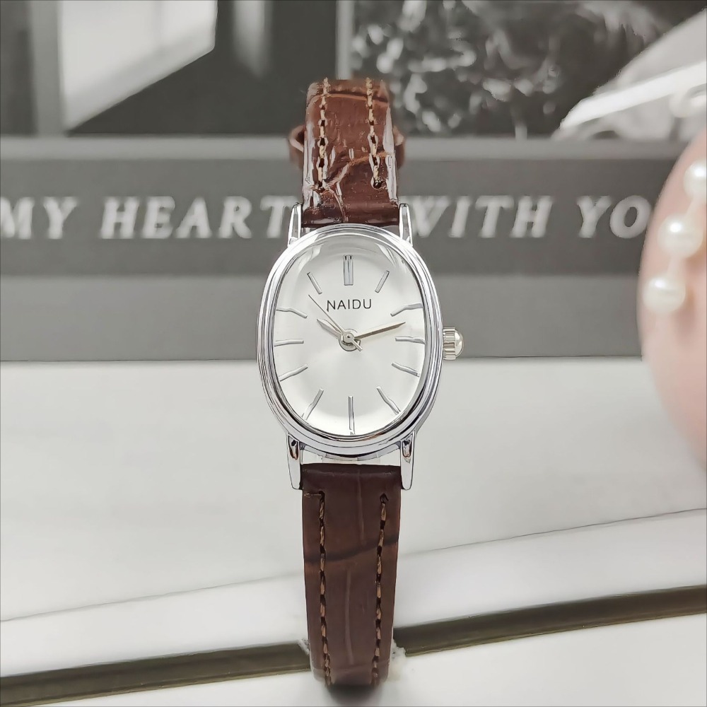 Luxury Watch Leather Strap - Reloj con esfera ovalada de marca