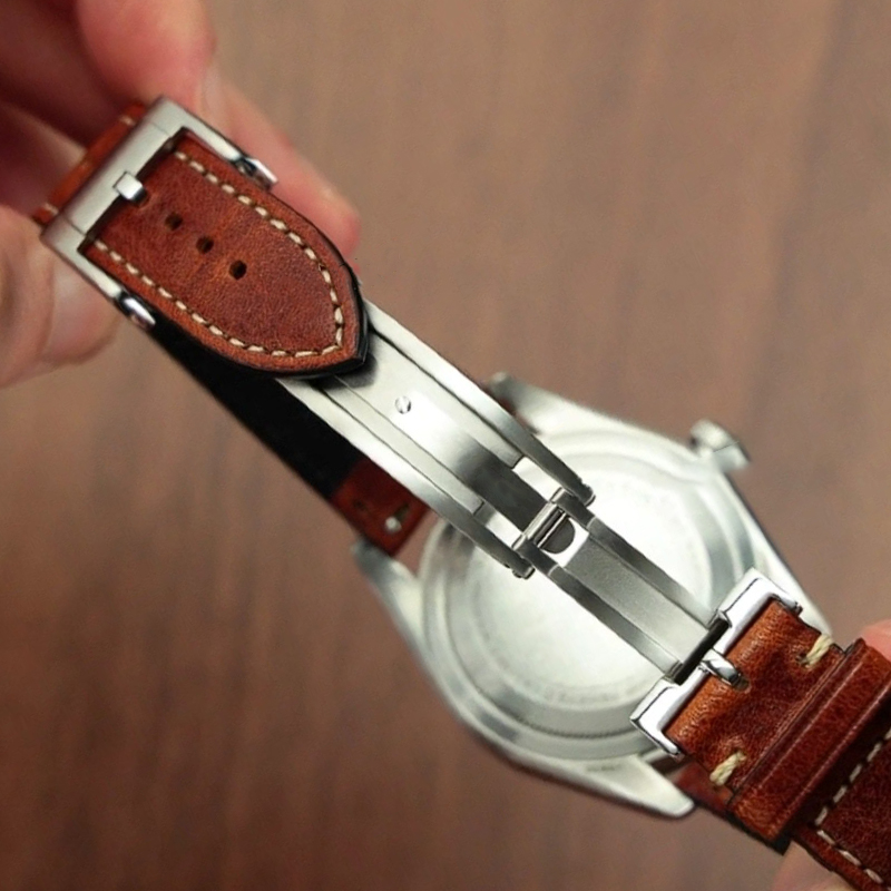 Nuevo cierre desplegable de lu - Luxury Watch Online reseña y precio
