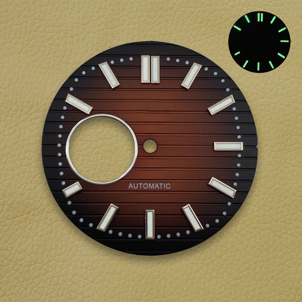 Esfera Hueca Nautilus de Alta  - Exhibition Caseback reseña y precio